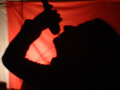 Bei Abwesenheit, wird die S&auml;ngerin von ihrem Schatten vertreten.